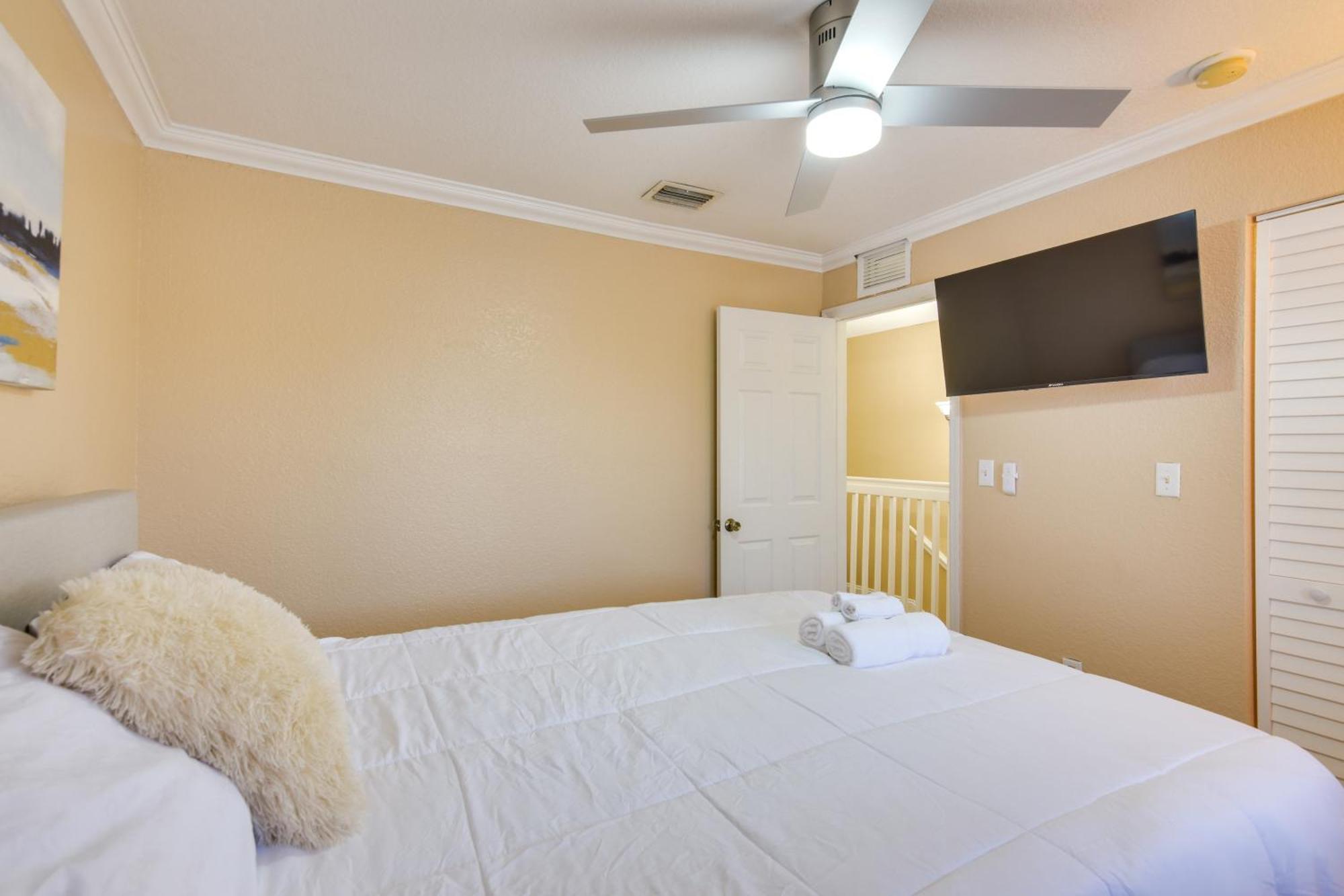 Opa-Locka Townhome, 15 Mi To Miami Beach! 외부 사진