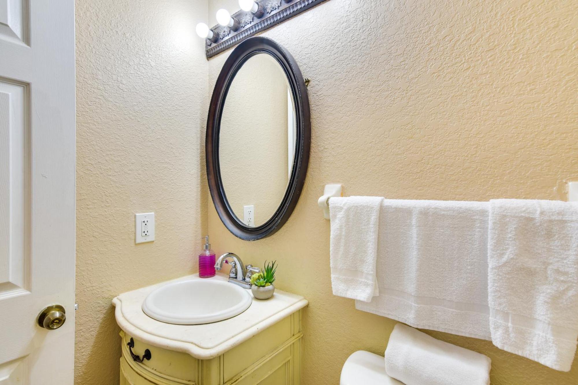 Opa-Locka Townhome, 15 Mi To Miami Beach! 외부 사진