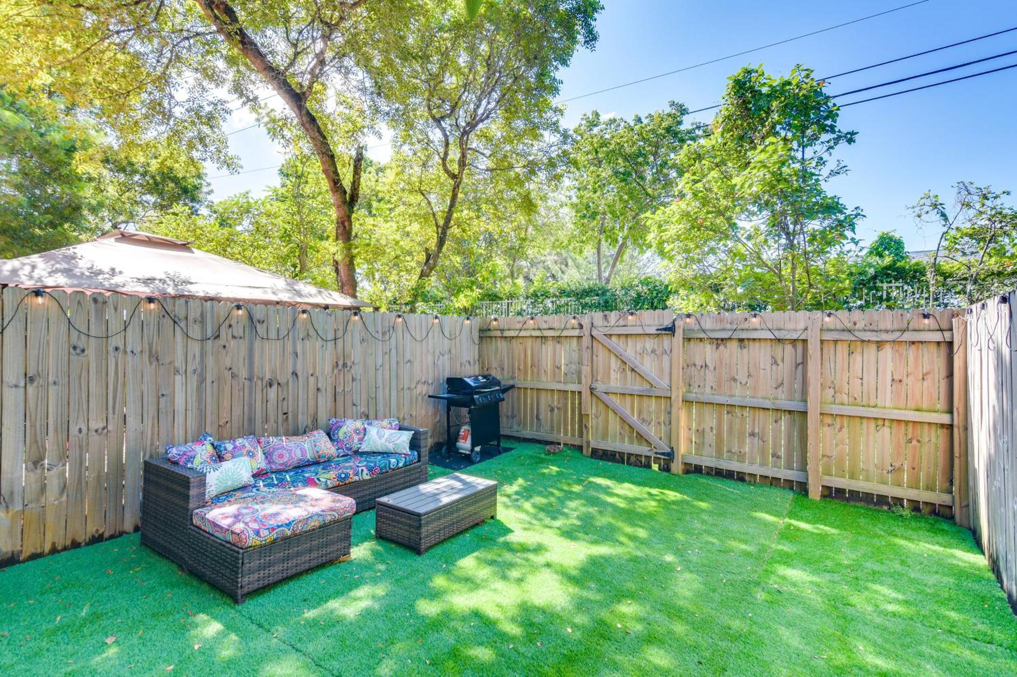Opa-Locka Townhome, 15 Mi To Miami Beach! 외부 사진