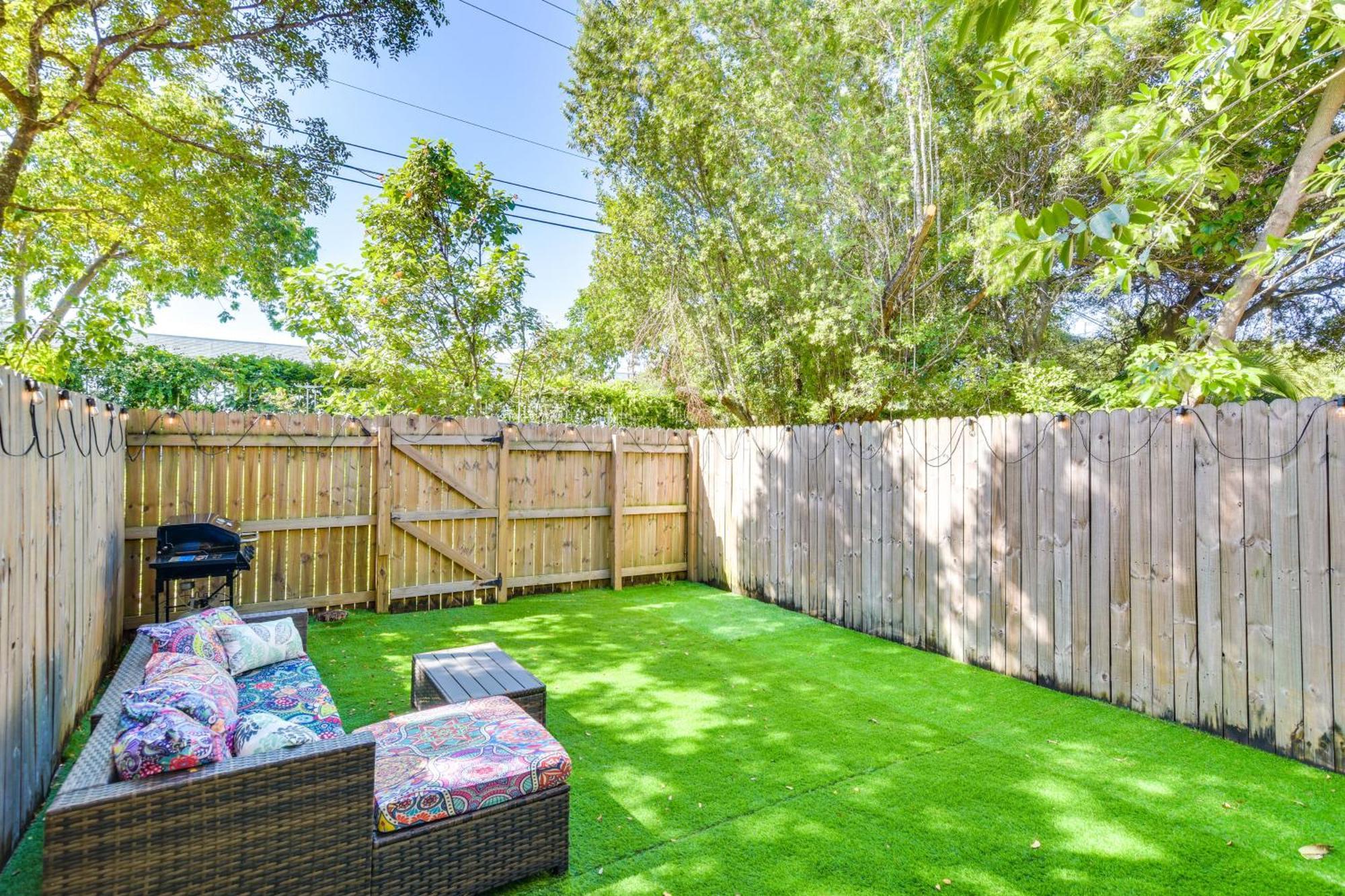 Opa-Locka Townhome, 15 Mi To Miami Beach! 외부 사진